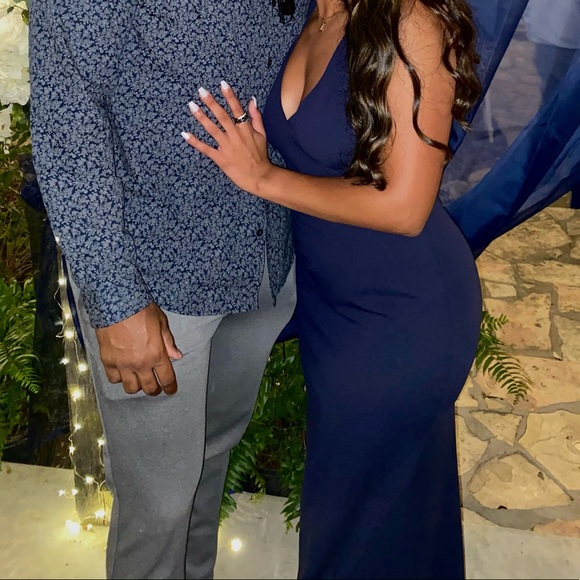 Scuba Crepe Mermaid Dress w/ V-Back-David’s Bridal - Picture 4 of 4